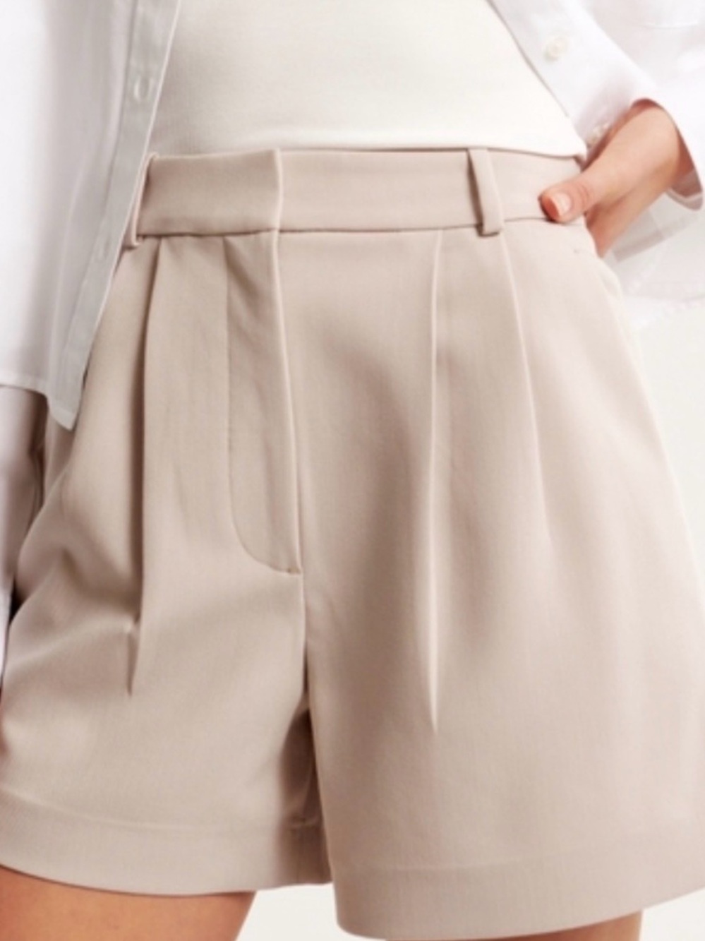 Abercrombie Sloane Women’s Tailored Shorts Beige 30 - Picture 2 of 4